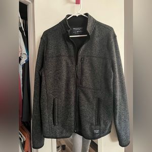 Men’s American Eagle vintage fleece jacket. Size small in the color black